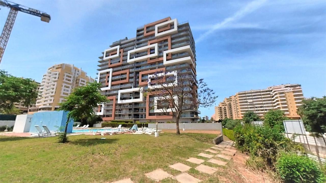 Apartamentos Turisticos Rocha Tower 13C Portimão Exterior photo