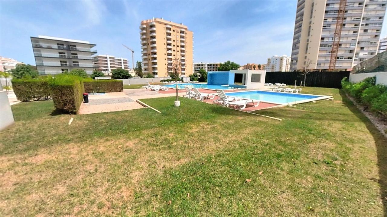 Apartamentos Turisticos Rocha Tower 13C Portimão Exterior photo